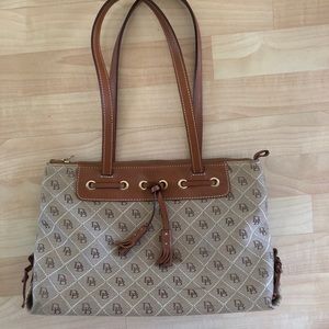 Dooney & Burke Handbag *Accepting Offers!*